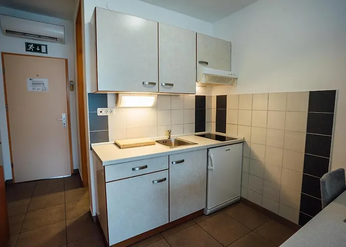 Sobe Nataly Сезана