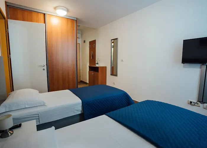 Sobe Nataly Мотель Сезана